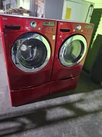 Red lg electric washer and dryer 220v