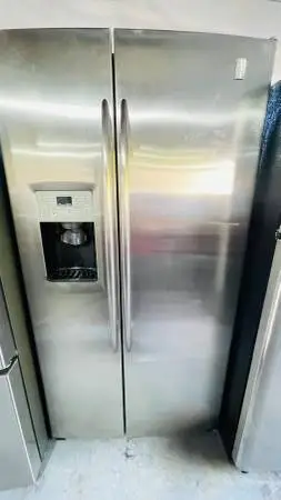 GE Refrigerator 36Wx30Dx69H