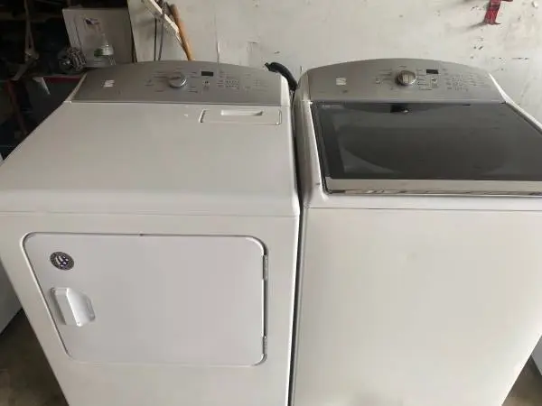 Kenmore king size washer and dryer set