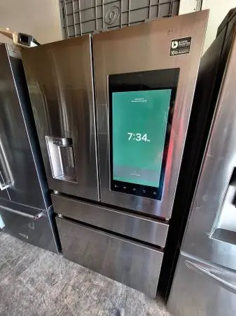 Refrigerator Samsung Family Hub Four Door