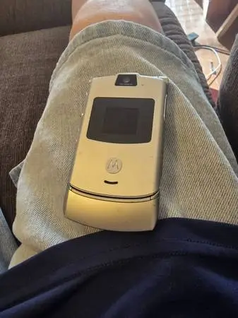 MOTROL RAZRE PHONE