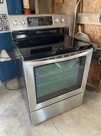 SS KitchenAid Electric Stove Convection Oven Model #KERS202BSS Used