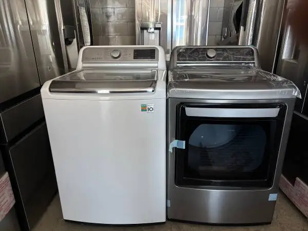 New Open Box LG Top Load Washer/Dryer Gas