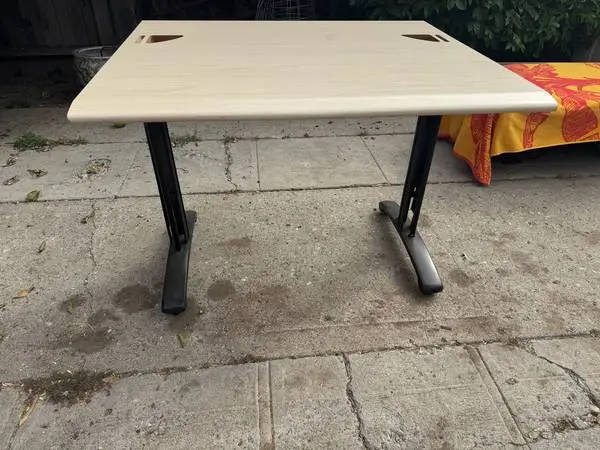 Steelcase desks / tables for Sale