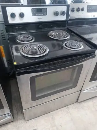 ★Whirlpool stainless and black coil-top stove