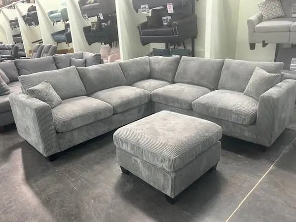 New Avenue Sectional & Storage Ottoman