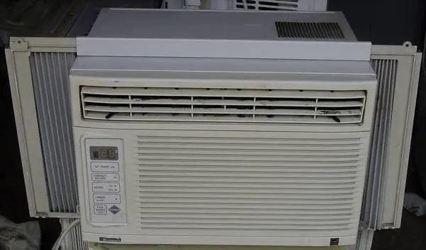 Sears Kenmore 6000 BTU 10.0 EER Air Conditioner with Digital Controls