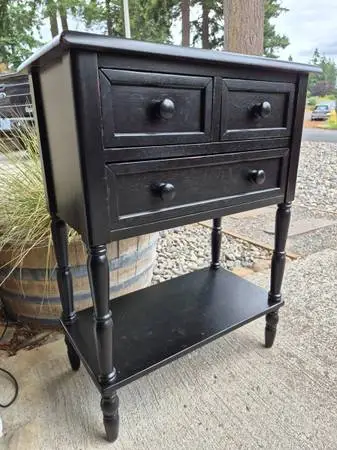 ⭐Gorgeous Small 3 Drawer Wood Table/Stand -Good/Shabby Condition!