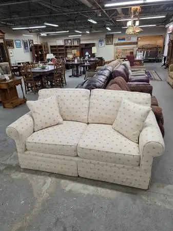 Harden White Floral Upholstered Sofa Couch #526-3