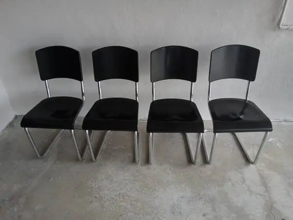 4 Vintage Bauhaus Mart Stam / Marcel Breuer Style Cantilever Chairs