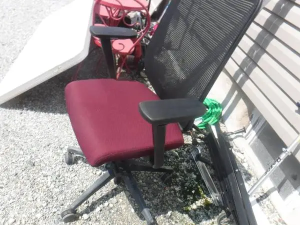 Office Desk Chair Fully Adjustable Red Seat
