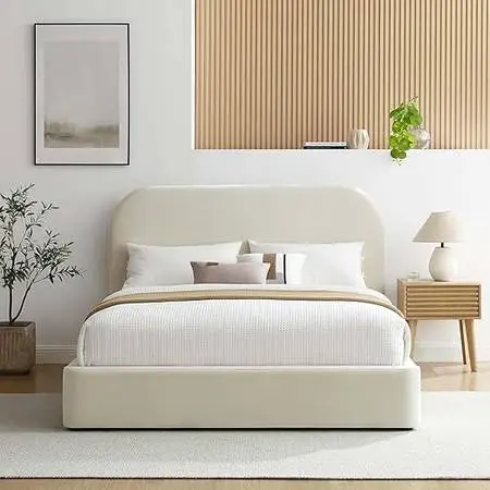 New queen bed nd Queen mattress combo