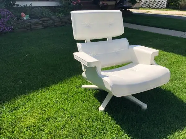 MAL 1956- Dutch - Eames MOLDED PLASTIC (Polyethylene) Chair - outdoor