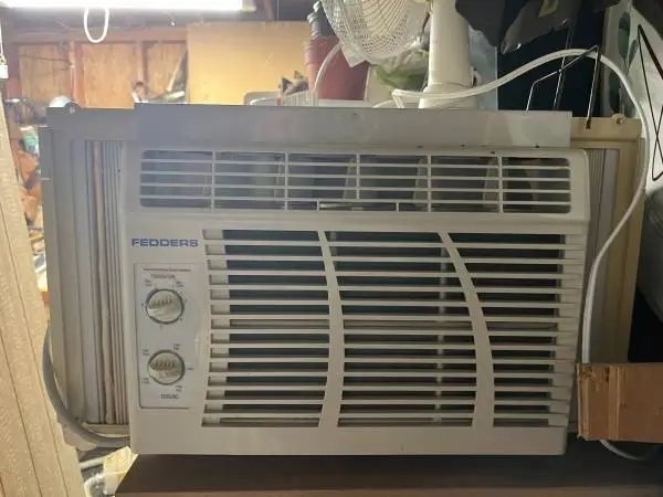 Window A/C Fedders 5,000 btu (2)