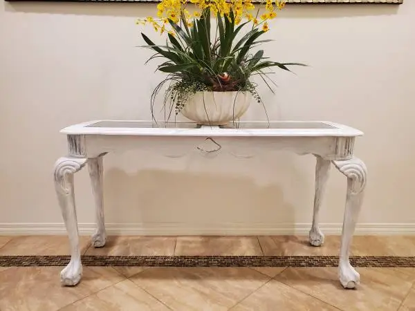 SOFA TABLE
