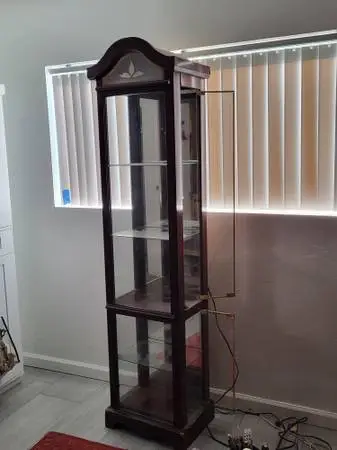 Glass cabinet