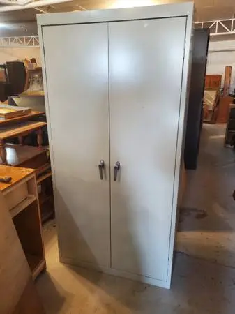 Metal storage cabinet