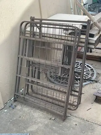 Full and twin frame ( each )