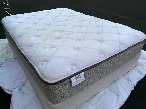 Mattress Set Double /Full Size. Beautiful