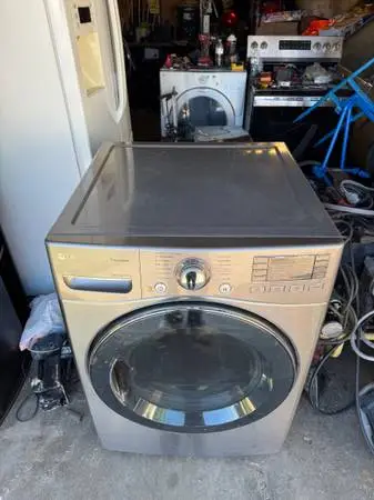 Smoke gray lg electric dryer good working condition