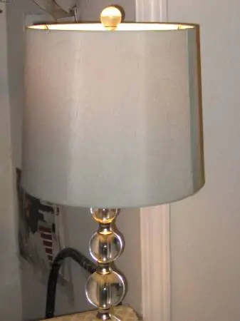 NICE LAMP CRISTALS  WITH BULB