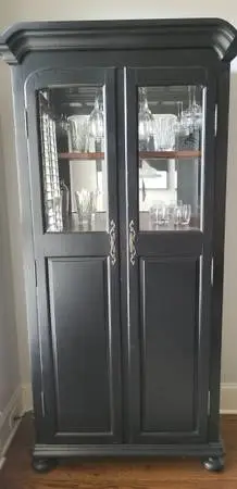 Wine cabinet/Bar by Hooker-