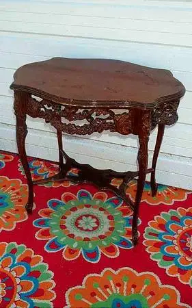end TABLE Victorian Parlor Ornate Lamp Radio Antique Old Stand Vintage