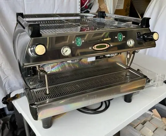LA MARZOCCO GB5 EE Commercial Espresso Machine