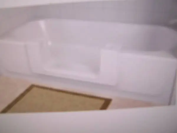Bathtub conversion kit White convertible