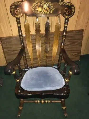 ROCKING CHAIR