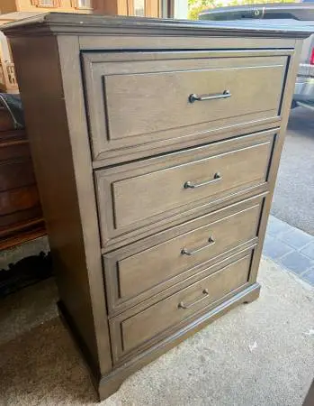Tall 4 Drawer Dresser