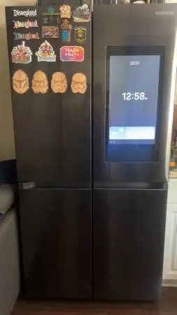 Samsung - 23 cu. ft. 4-Door Flex Counter Depth Smart Refrigerator with