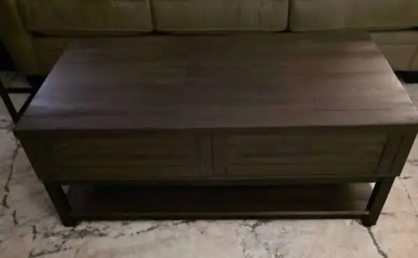 Lift top coffee table and two end tables
