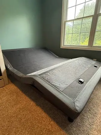 Beautyrest 1.0 adjustable queen bed frame