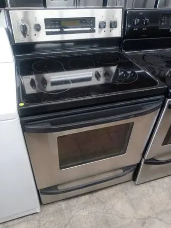 ★Kenmore Elite stainless steel glass-top stove