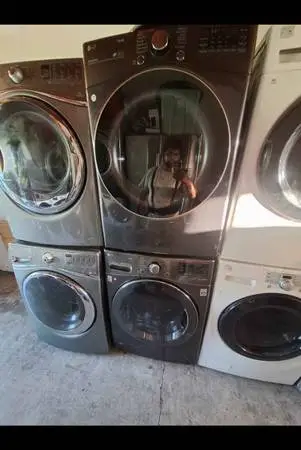 Lg washer and gas dryer