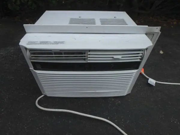 Kenmore Window Room Air Conditioner; Delivery Possible