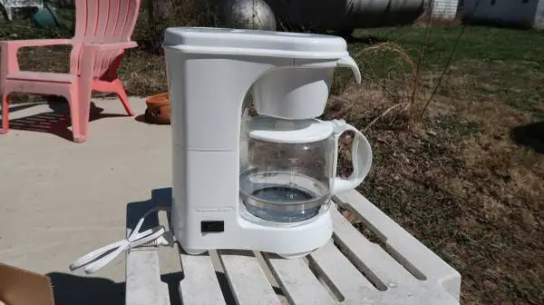 COFFEE MAKER/BLENDER TAKE YOUR PICK 12.00