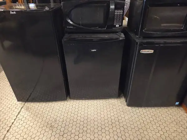 Mini Fridge - Misc sizes - Limited Quantity