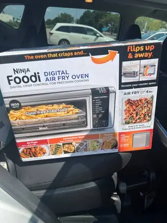 Ninja Foodi Digital Air Fry Oven (Brand New in Box) – SP101 / FT102