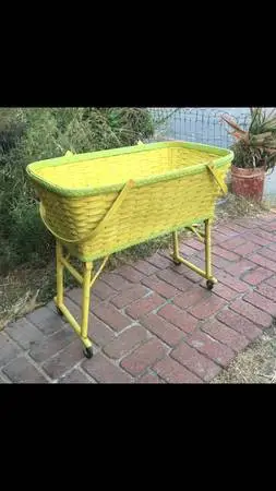 1940s wooden woven Bassinet/charming for other uses