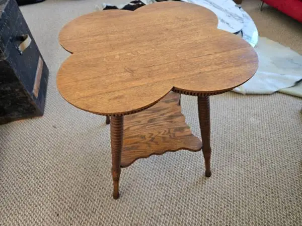Clover Leaf Table Vintage