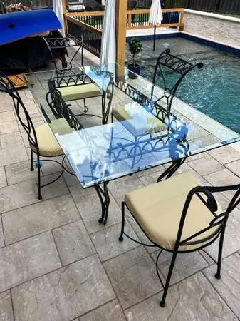MUST SEE BEAUTIFUL WROUGHT IRON SET WITH BEVELED GLASS TOP
