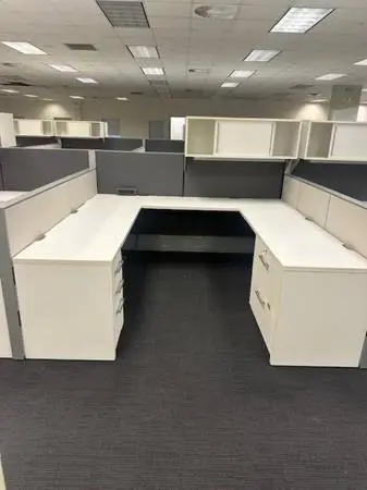 7 1/2 x 7 1/2 Cubicles by Haworth Compose