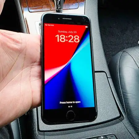 T-Mobile iPhone 8 64gb