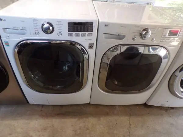 LG FRONT LOAD WASHER&DRYER/ stackable