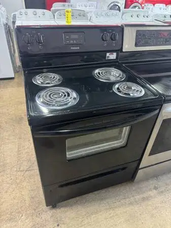 GAAV - FRIGIDAIRE 30 ELECTRIC RANGE - FACTORY WARRANTY