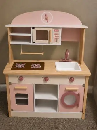 Kids kitchen