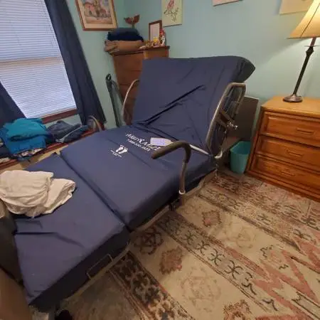 Med-Mizer ActiveCare Deluxe Home Care Bed – Like New