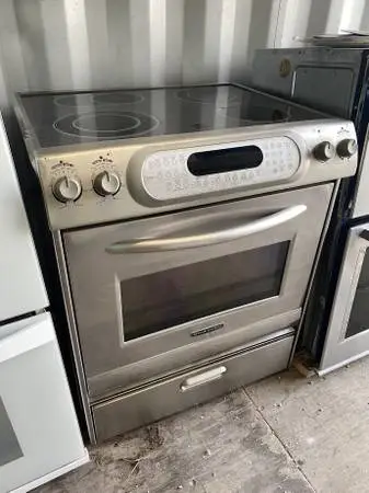 SS KitchenAid Slide In Electric Stove Model #KESA907PSSOO Used